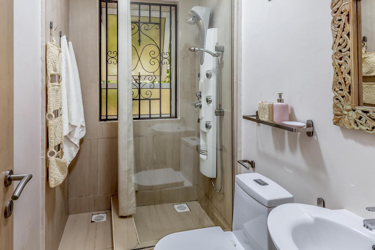 カンパラ Ewange - A Casa Mia Bed & Breakfast エクステリア 写真