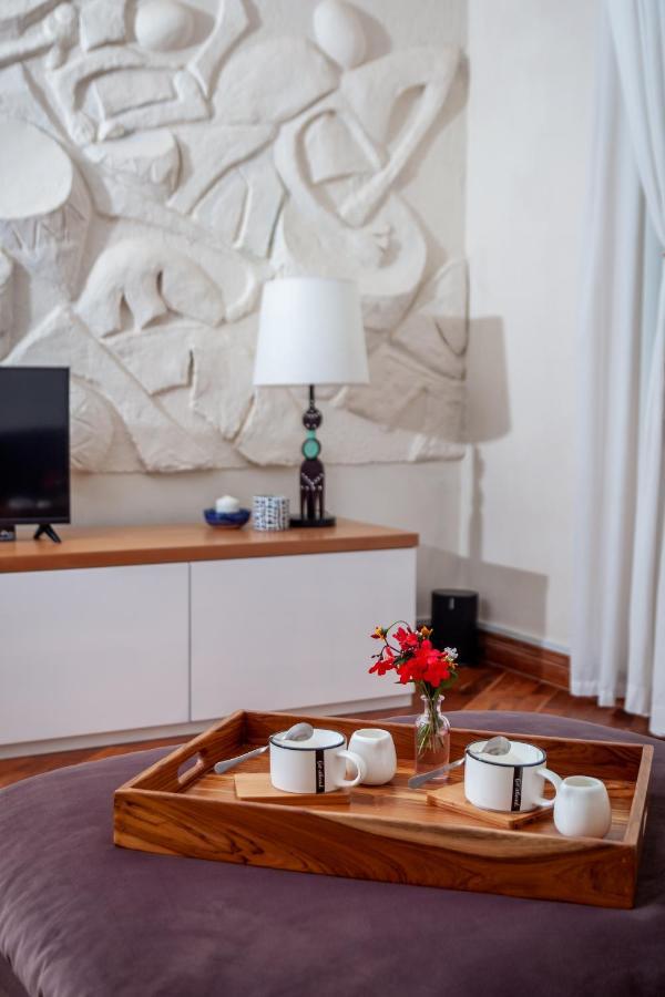 カンパラ Ewange - A Casa Mia Bed & Breakfast エクステリア 写真