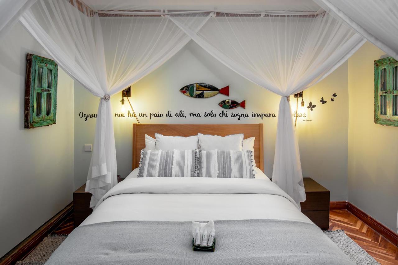 カンパラ Ewange - A Casa Mia Bed & Breakfast エクステリア 写真